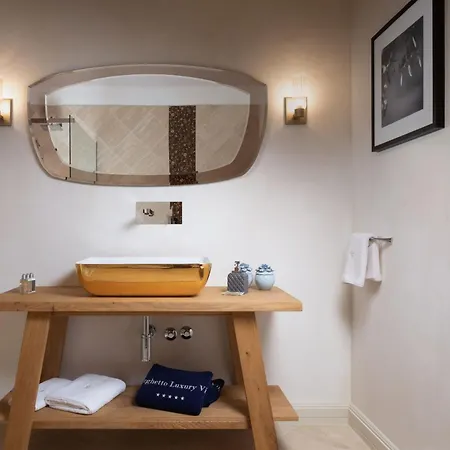 Splendid Claretta Borghetto